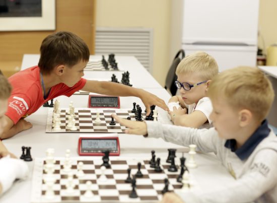 Открытое первенство города Пущино по быстрым шахматам среди детей прошло в выходные 15 и 16 июня в шахматном классе Дворца спорта «Ока»!